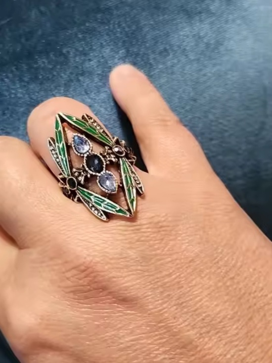The Unbranded Brand Jewelry - Vintage Green Enamel & Blue Stone Cocktail Ring